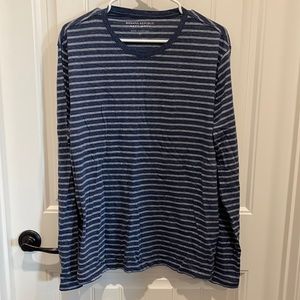 Mens long sleeve shirt